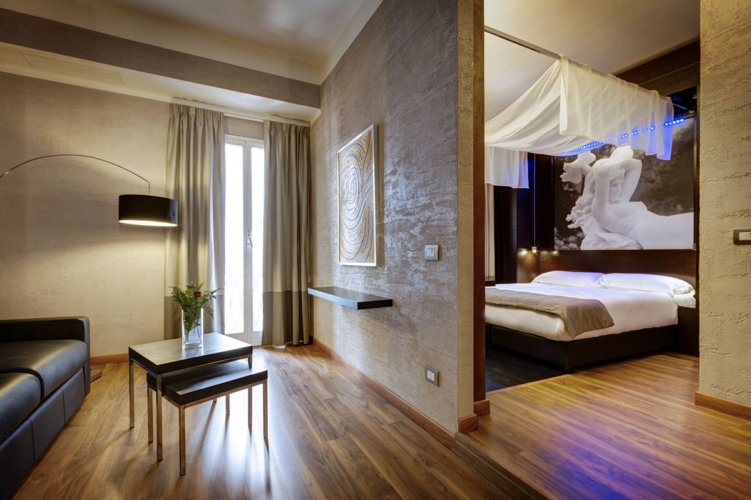 Hotel Dharma_travertino_romano